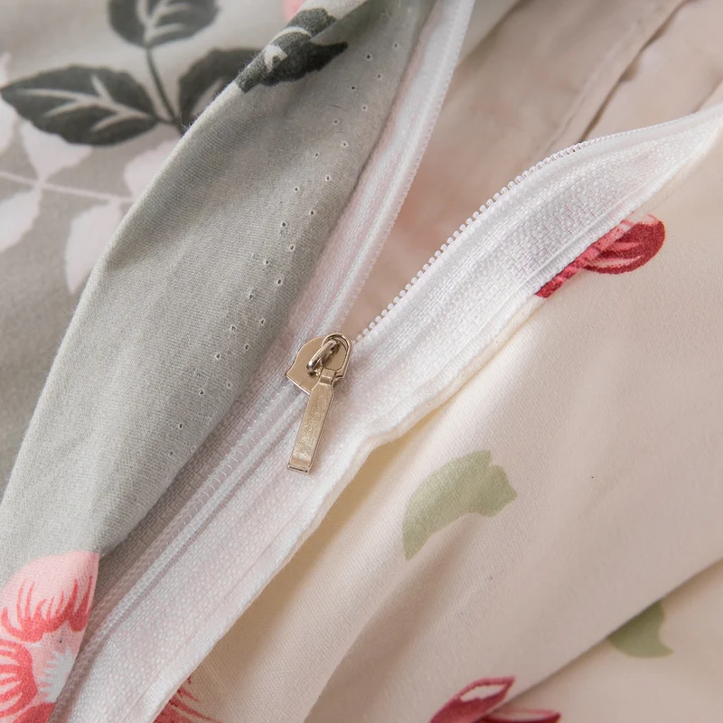 

Machine Washable Bedding Set 4 In 1,1 Duvet Cover ,2 Pillow Shams And 1 Bed Sheet Queen ,King ,Twin ,Full Size