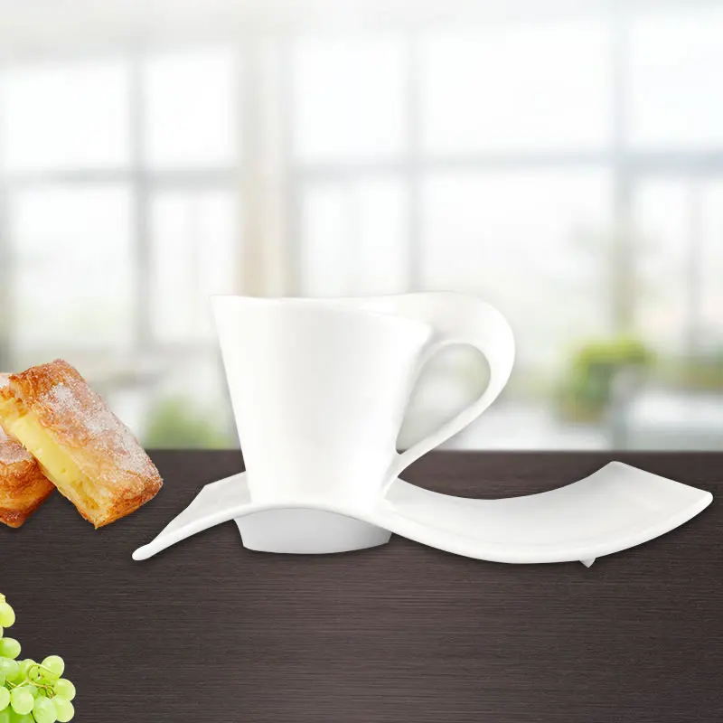 Керамическая кофейная кружка OBR 200 мл креативные кружки в форме волны и с подносом