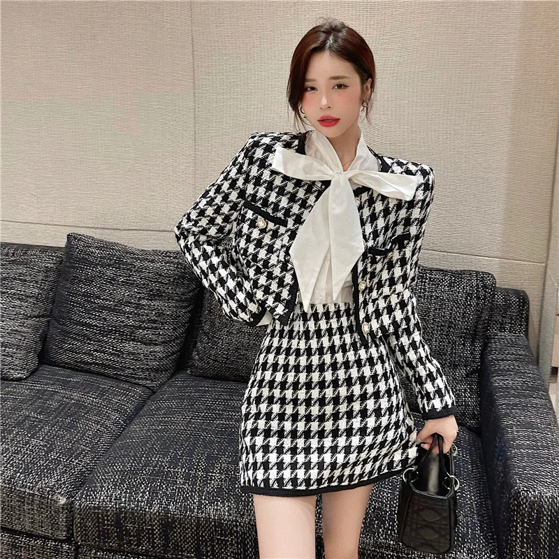 

Женский твидовый костюм из 3 предметов, короткая куртка с твидовым узором «гусиные лапки» + шерстяная мини-юбка и белая рубашка с бантом, Осе...
