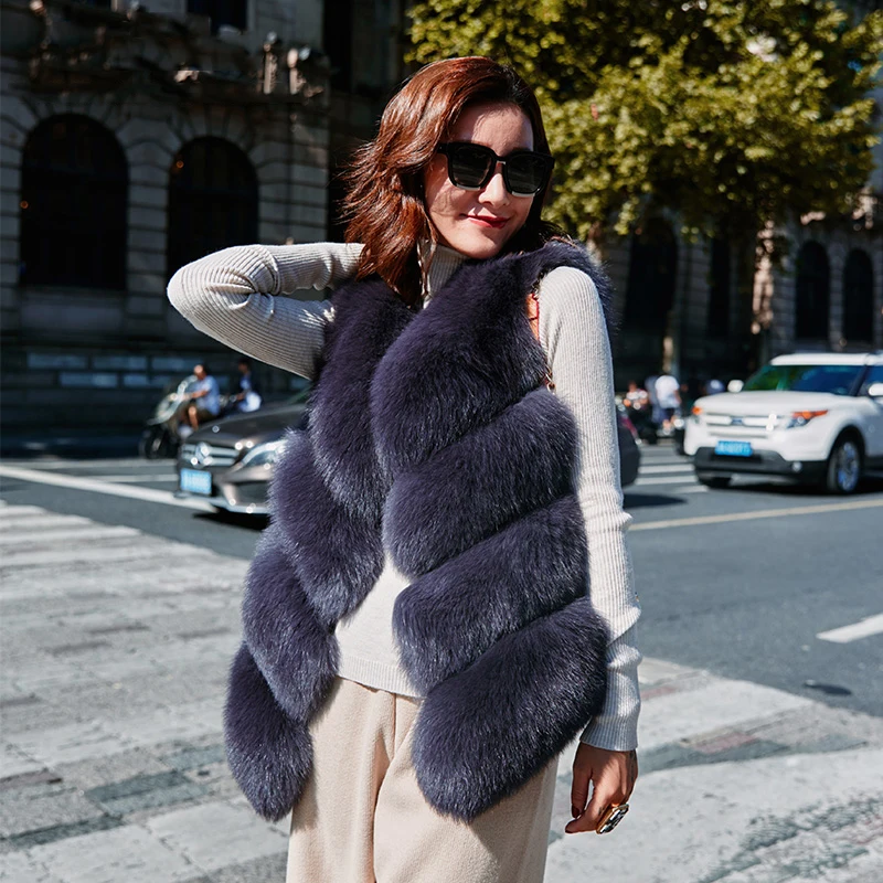 Женский короткий меховой жилет rf0008 стильный из 100% натурального Лисьего меха |
