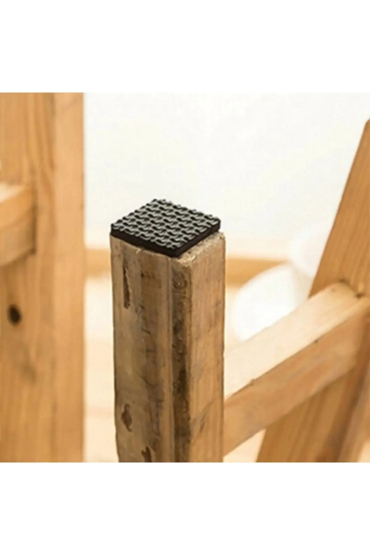 

Self-Adhesive Non-Slip Rubber Table Chair Washing Machine Foot Floor Protective 2x2 cm 24 Pcs