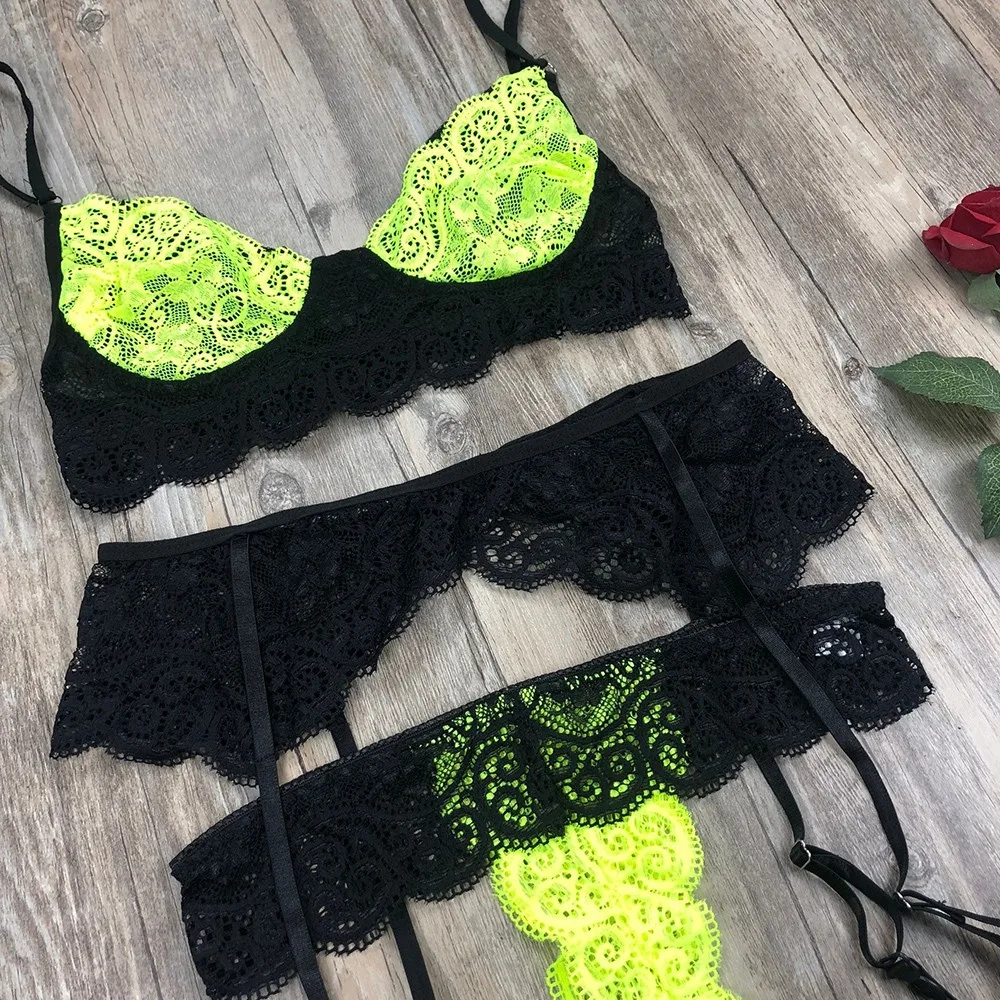 

Summer Women's Sexy Lace Hollow Out Wire Bra Thong Garters Suspender Three Piece Sets Nightwear Lingerie