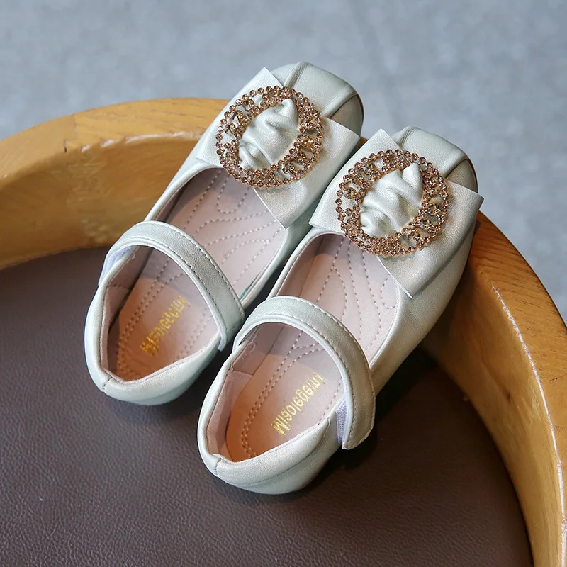 

New Children Leather Shoes Rhinestone Bow Princess Sweet Children Sandals for Girls Kids Soft Bottom Toddler Dance Shoes Party
