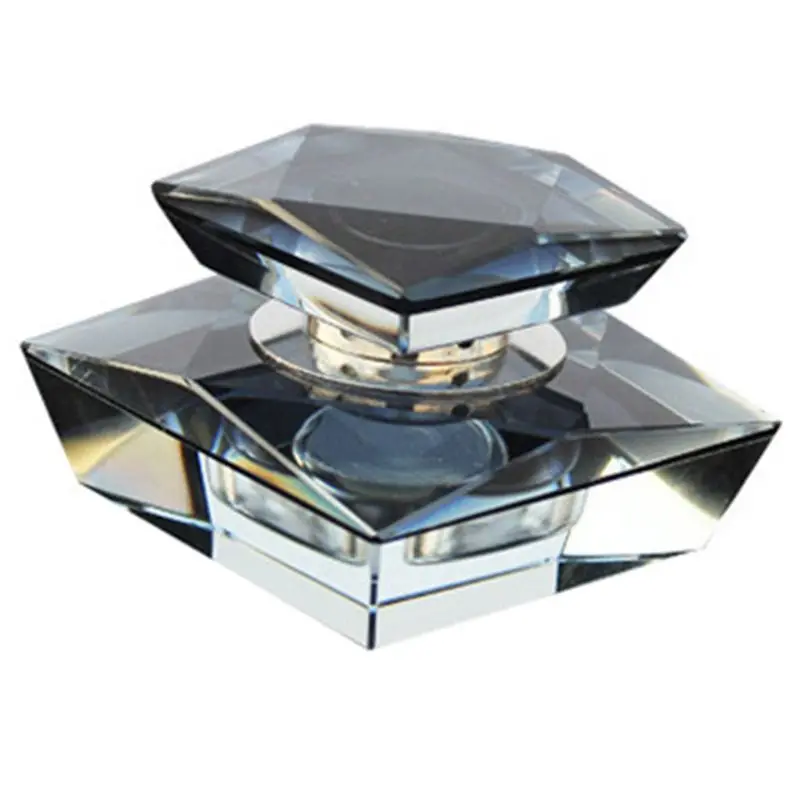 

Exquisite Crystal Model Car Perfume Seat Fragrance Bottle Auto Air Freshener L9BC