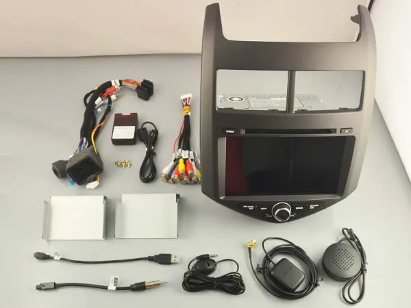 Автомобильный мультимедийный плеер RoverOne для Chevrolet Aveo Sonic 2011 + Android 10 Octa Core 4G 64G Радио