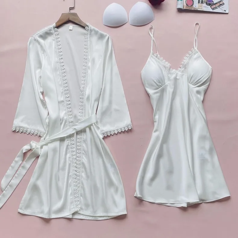 

Women's Sleep & Lounge