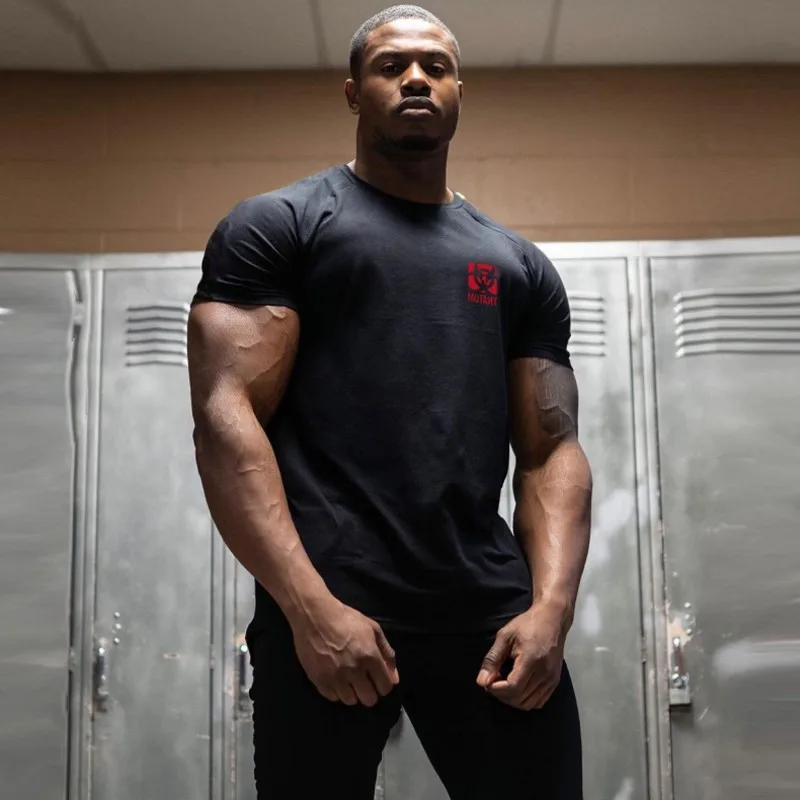 Мужская спортивная футболка хлопковая с коротким рукавом и принтом для занятий