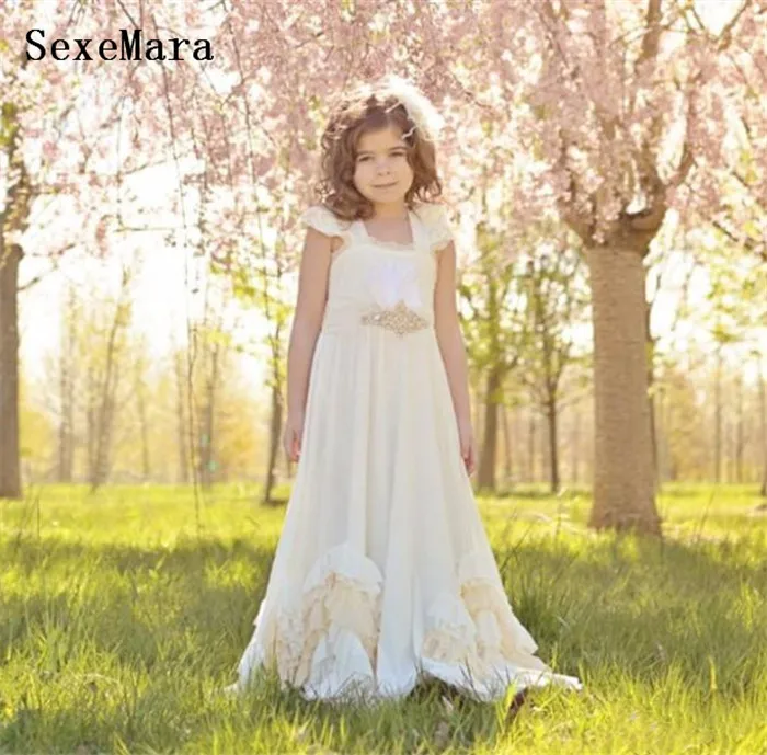 Шифоновое платье цвета слоновой кости в стиле бохо с цветочным рисунком для