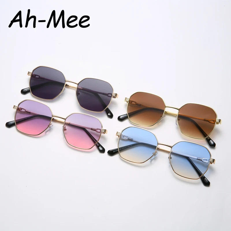 

2021 Vintage Metal Women Sunglasses Retro Brand Designer Gradient Glasses Female Classic Driving Eyewear uv400 Oculos De Sol