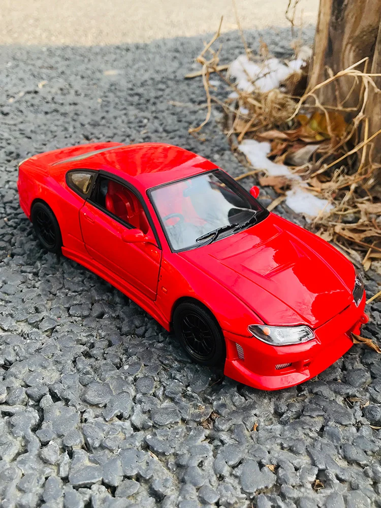 

Модель спортивного автомобиля Nissan Silvia S15 из сплава, коллекция моделей, украшения, детские игрушки, игрушки для мальчиков, 1/24