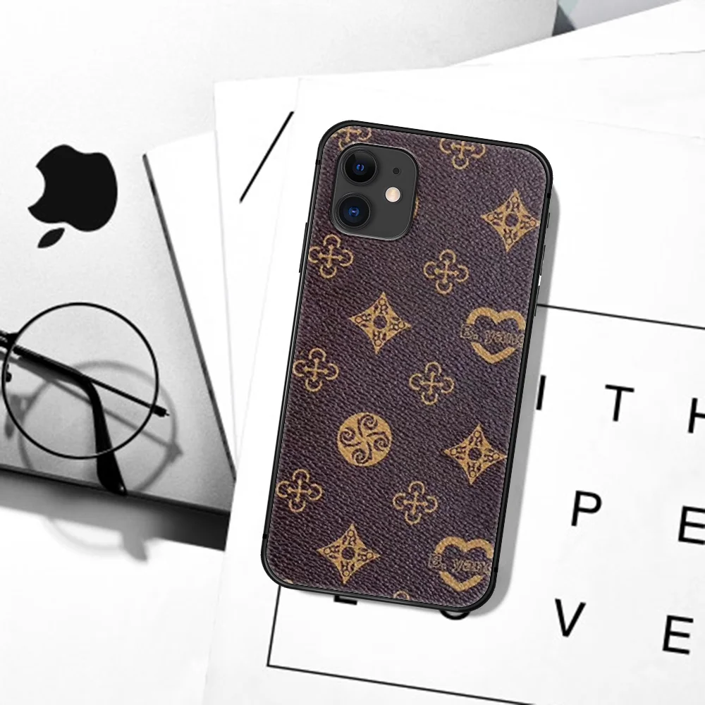

Luxury Brand Square Flower Phone Case For IPhone 4 4s 5 5S SE 5C 6 6S 7 8 Plus X XS XR 11 12 Mini Pro Max 2020 black Cover Tpu