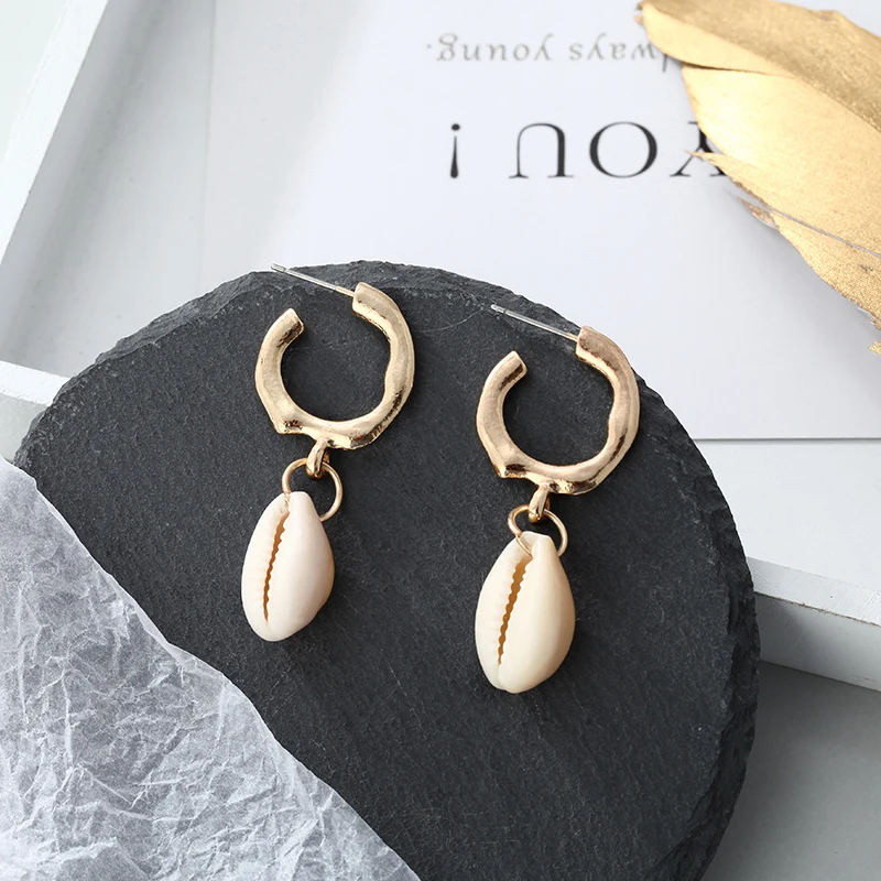 Корейские массивные серьги в форме буквы C из Золотого Металла модные уникальные