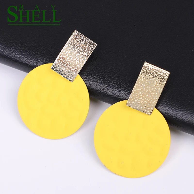 

Shell bay Boho Jewelry metal yellow Punk pendientes Earrings For Women Korean Fashion statement Round Geometric Gold Earrings