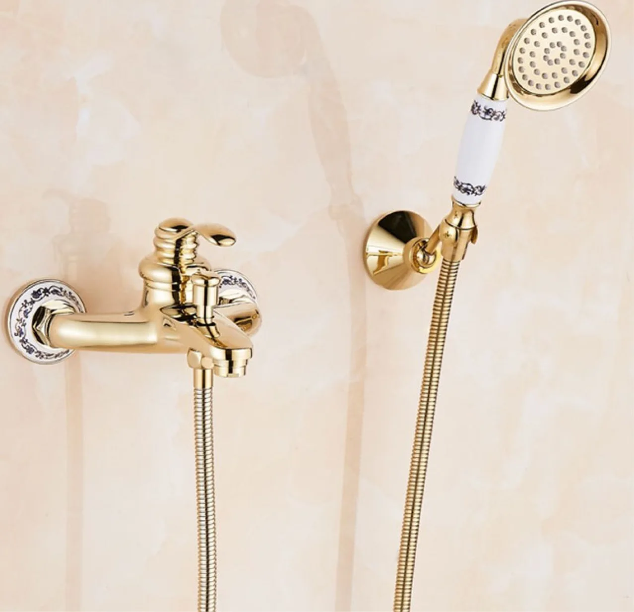 

Golden Simple And Easy Shower European Shower Shower Suit Shower Room Hold Shower Bath Organ