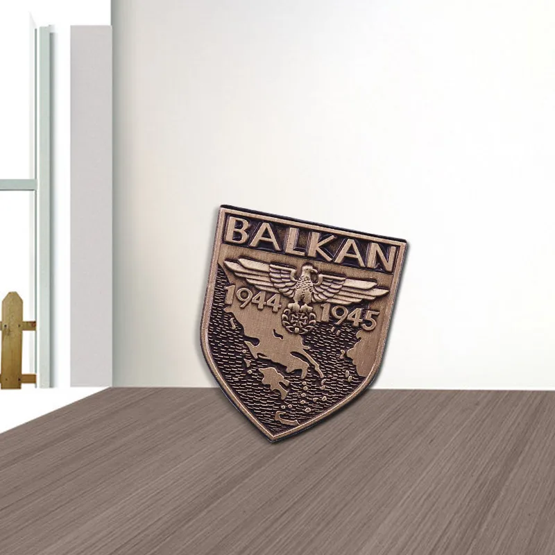 Немецкая Балканская военная медаль времен 2 мировой войны значок награды