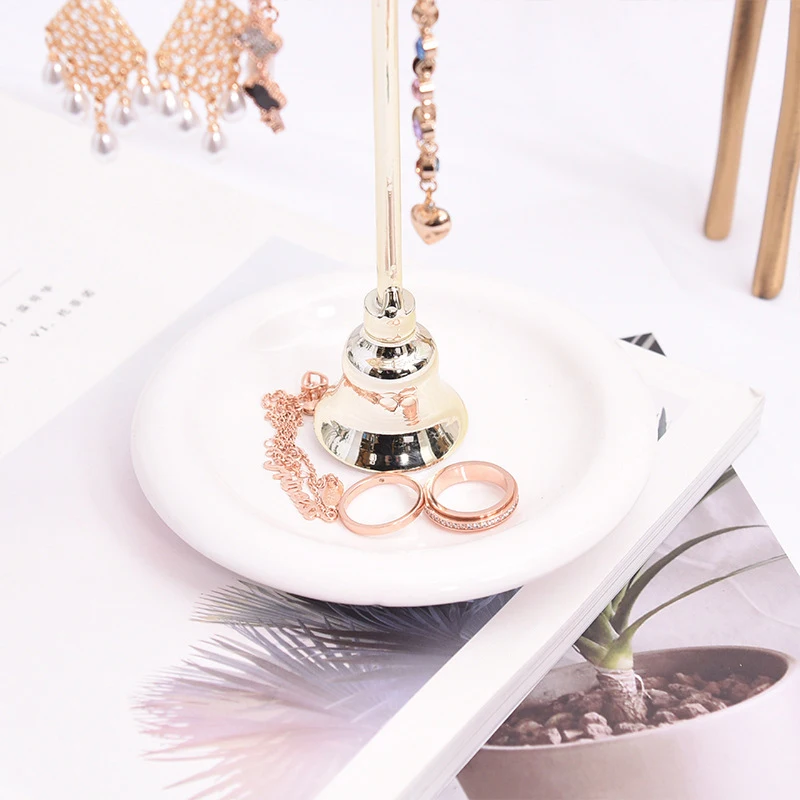 

Iron Jewelry Display Stand Ring Holder Cute Bear Display Ear Studs Earring Jewelry Display Stand Jewelry Storage Tool