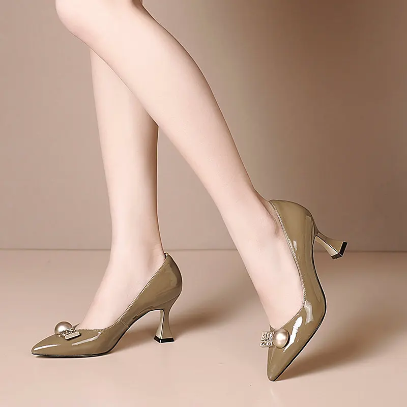 

Metal Decoration High Heels Pumps For Women 2021 Spring summer Women Shoes Shallow Classic Wedding Casual Shoes Woman Heels