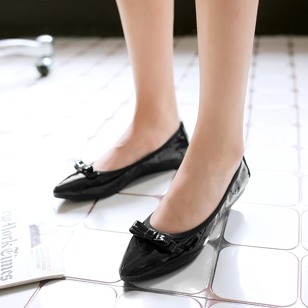 2021 Весенняя новинка из лакированной кожи с острым носком мягким задником на