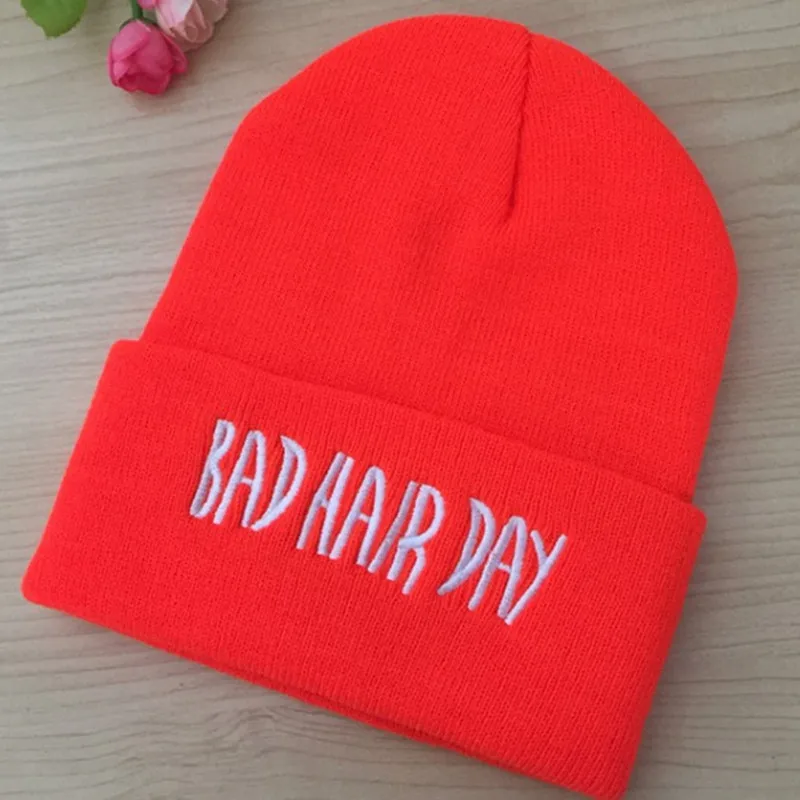 orange red Новые шапочки Skullies, день плохой прически, вязаные шапки с вышивкой, зимняя теплая шапка унисекс, повседневная мужская Кепка для мальчиков, осенняя женская шапка в стиле хип-хоп - Цвет: orange red