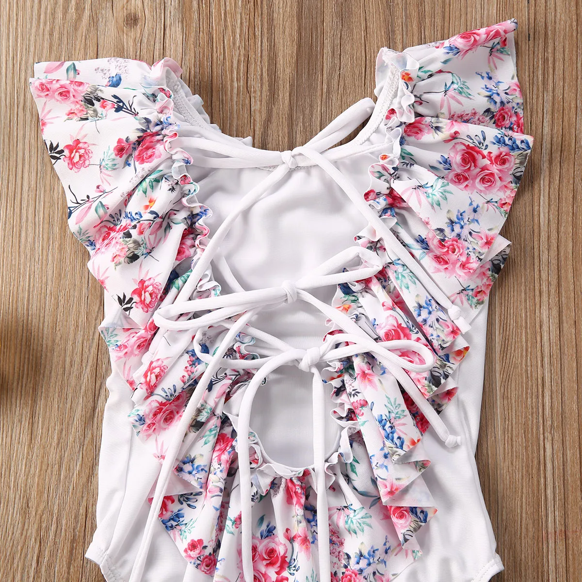 Цельный купальник для новорожденных девочек милый бандажный с оборками на