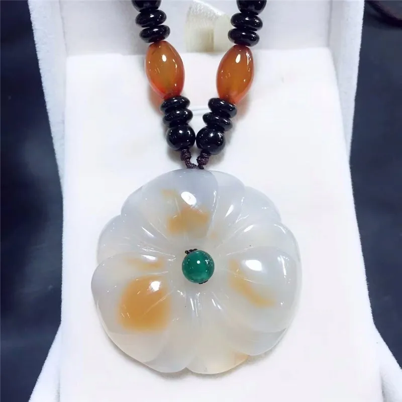 

LETSFUN Fine Jewelry Natural White Chalcedony Flower Pendant Necklace Noble Gifts Free Shipping