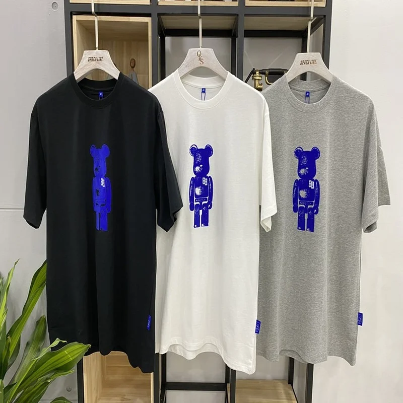 

Korean Fashion 21 New Fashion Brand Bearbrick Toy Joint Name Short Sleeve T-shirt for Men and Women jojo bizarre adventure