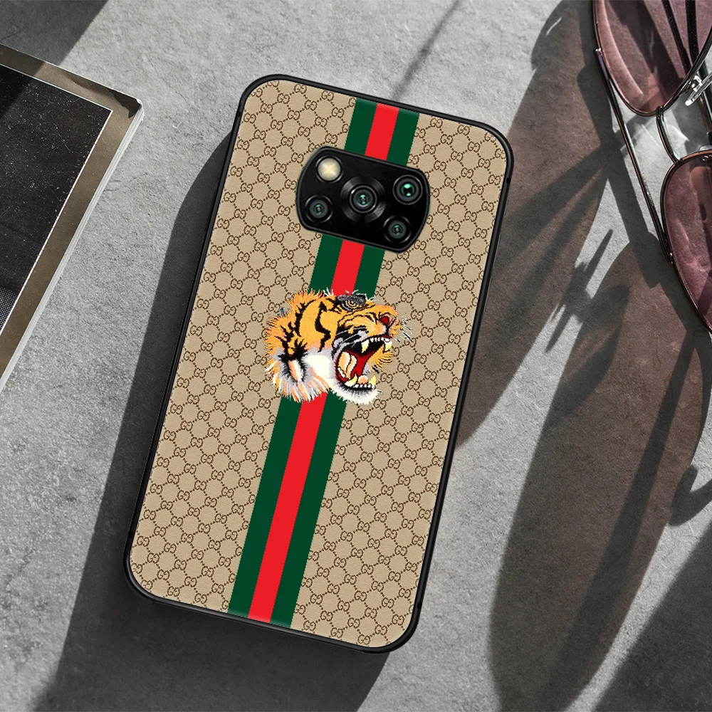 

Italian luxury brand snake tiger bee Phone case Cover Hull For Xiaomi Mi A2 A3 8 9 9T Note 10 Se Lite Pro black Funda Silicone