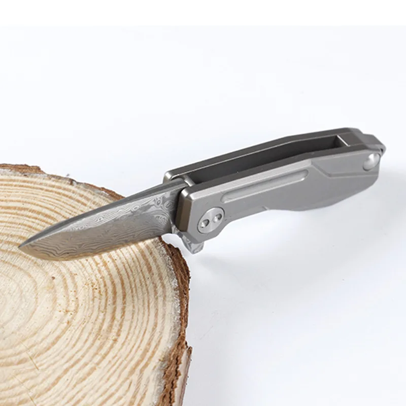 

Dropship Damascus steel folding knife D2 58-60HRC high hardness folding knife tactical camping knife survival Titanium