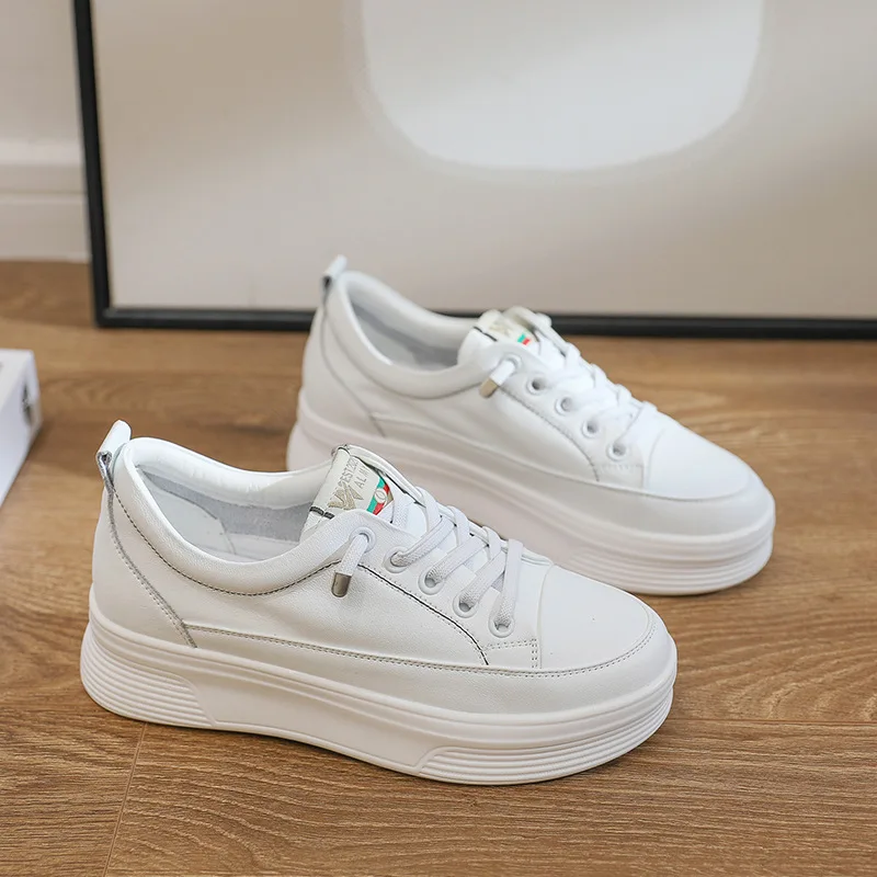 

Новинка 2021, повседневная Осенняя обувь на толстой подошве, женская обувь на плоской вулканизированной подошве, женские спортивные кожаные ...