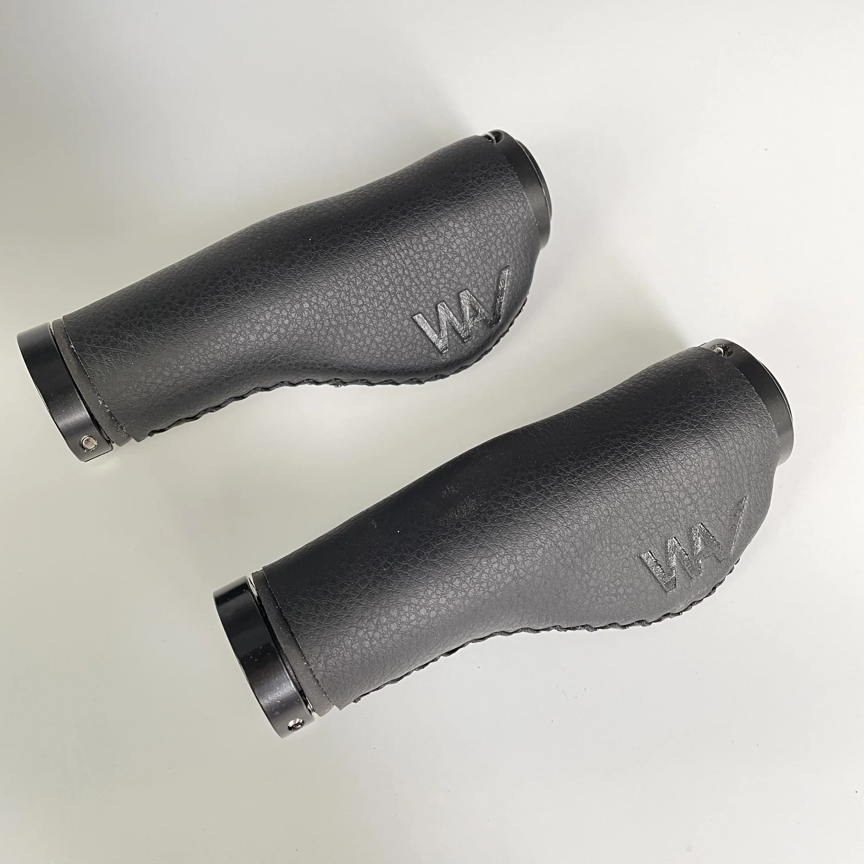 

Leather Electric Scooter Handle Cover for Xiaomi M365 1S PRO PRO 2 Kickscooter Hoverboard Skateboard M365 Parts