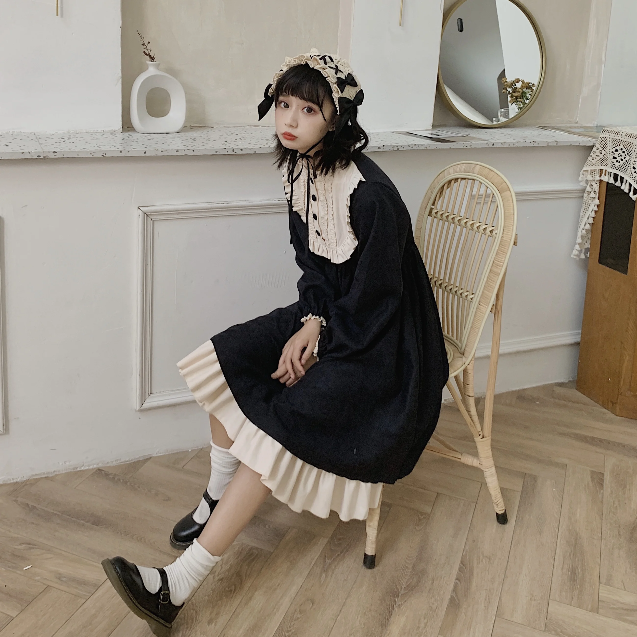 

Lolita dress vintage Dark Japanese Loli soft sister Lolita daily dress women autumn