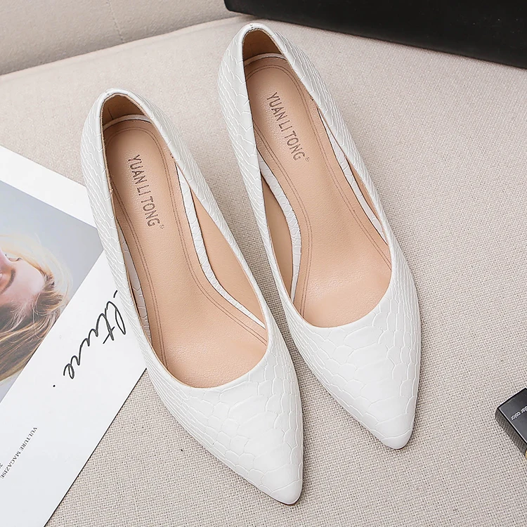White Fletiter Shoes Women 8 cm High Heels Leather Pointed Toe Women Pumps Ladies Shoes white Thin High Heel bridal Party Shoes - Цвет: White