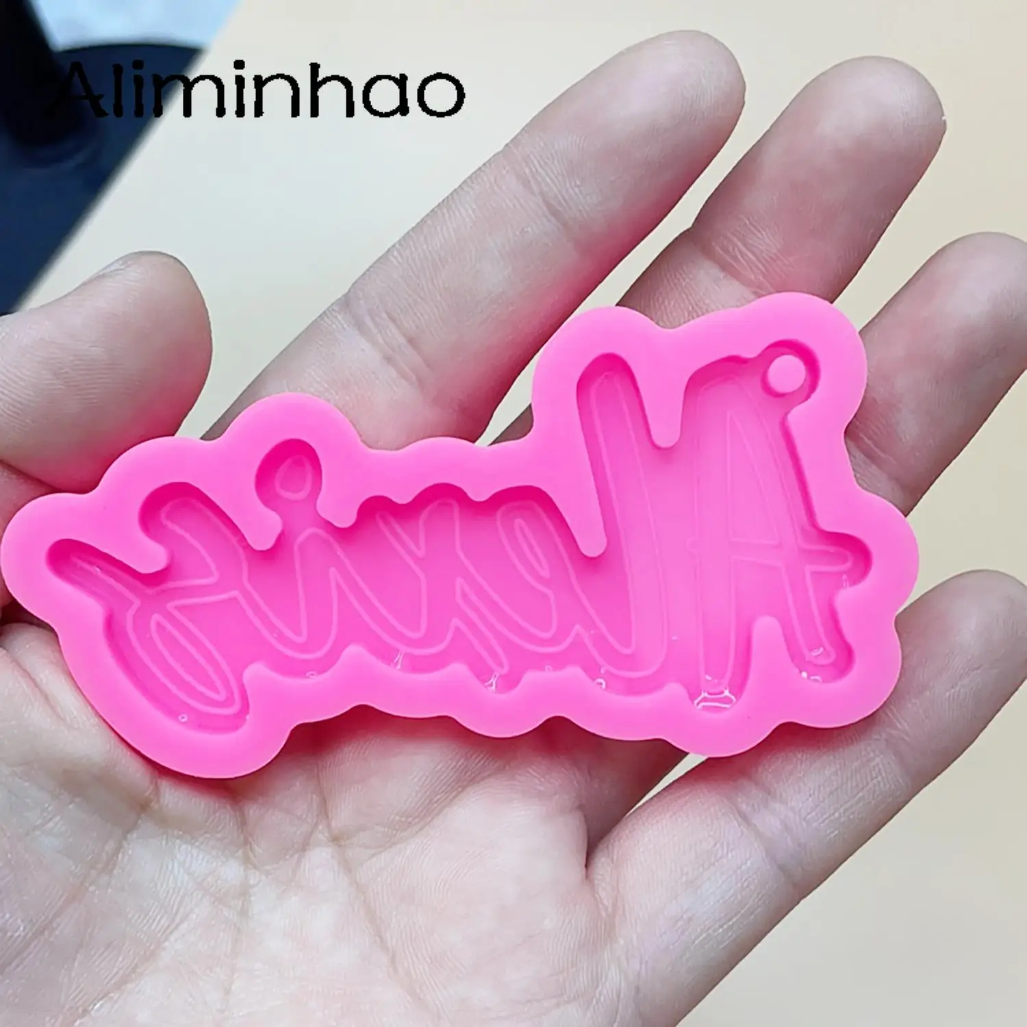

DY1317 Shiny Letter keychain Silicone Resin Mold for Pendant Jewelry, Crafts Epoxy Art DIY Molds, Fondant Mould