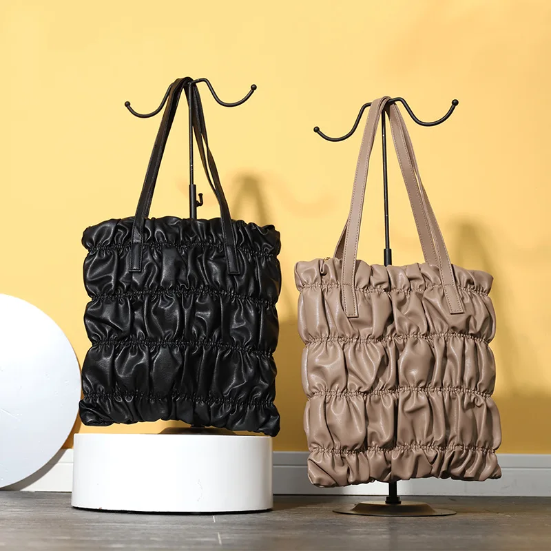 

2021 New Fashion Women Handbags Folds Inflated Shoulder Bag Solid Grace Retro Space imitation sheepskin pattern Armpit Handbag