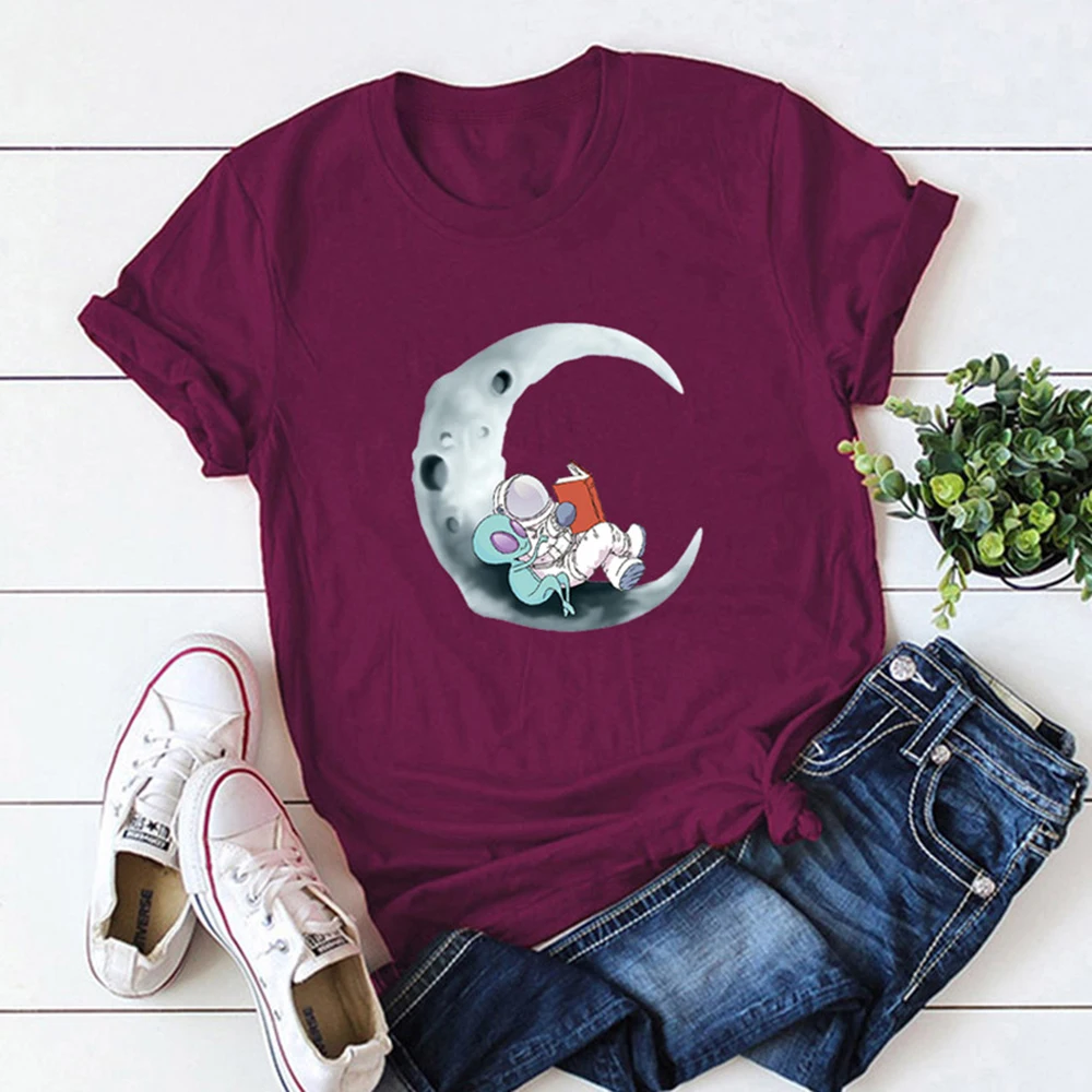 

Best Friends T Shirt Women 5XL Plus Size Reading Alien Astronaut Moon Print Funny Graphic Tees Short Sleeve Summer Tshirts Tops