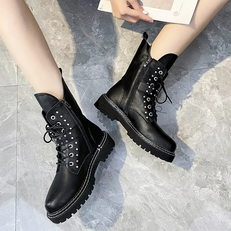 

Plus Size Leather Women's Platfom Ankle Boots New Fashion Lace-Up Women Chunky Shoes Buckle Strap Lady Casual Rivet Boots Women