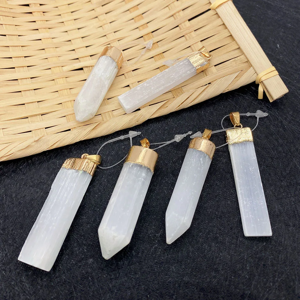 

High Quality Natural Stone Physiotherapy Crystal Ladies Necklace Rectangular Transparent Quartz Charm Necklace Earrings Pendant