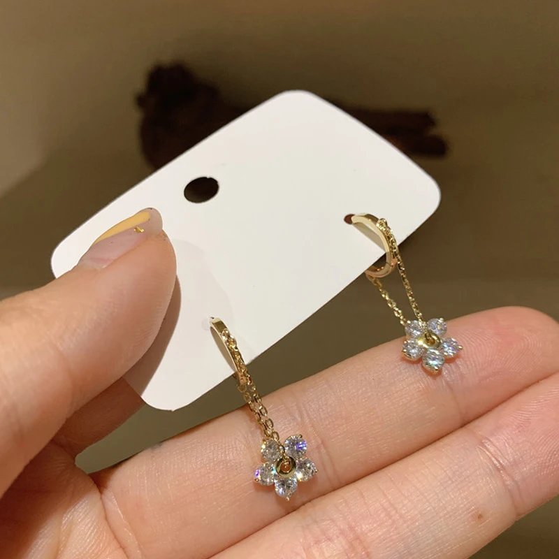 

Korean Elegant Zircon Flower Hoop Earrings For Women Girls Fashion Metal Chain Boucle Jewelry Tassel Earrings Drop Earrings