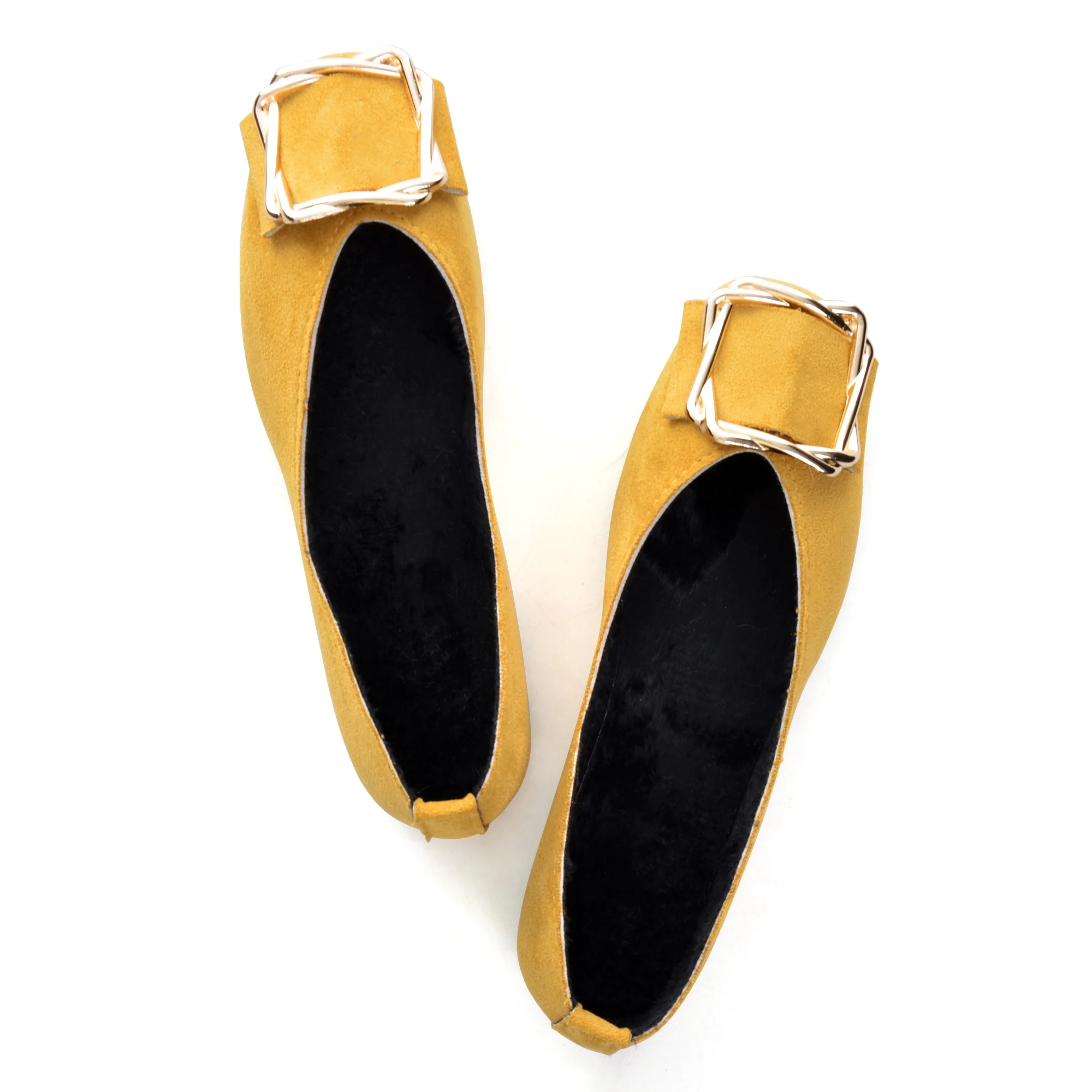 Женские балетки на плоской подошве с металлическим украшением Сезон осень