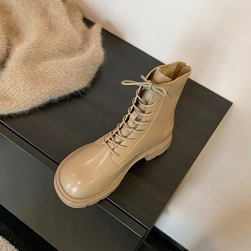 

Женские кожаные ботинки, обувь на молнии, роскошная дизайнерская зимняя обувь, ботинки на плоской подошве, женские ботинки в стиле "Лолита" н...