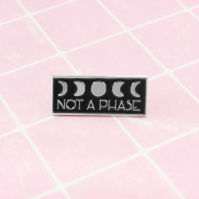 Милый Хэллоуин загадочная Луна лозунг &quotне фаза&quot брошь Drak Черный Серебряный