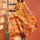 Винтажное Плиссированное длинное платье с цветочным рисунком, женские сексуальные летние праздничные платья Бохо С Лямкой на шее и открытой спиной, Платье макси с открытыми плечами и разрезом, платья