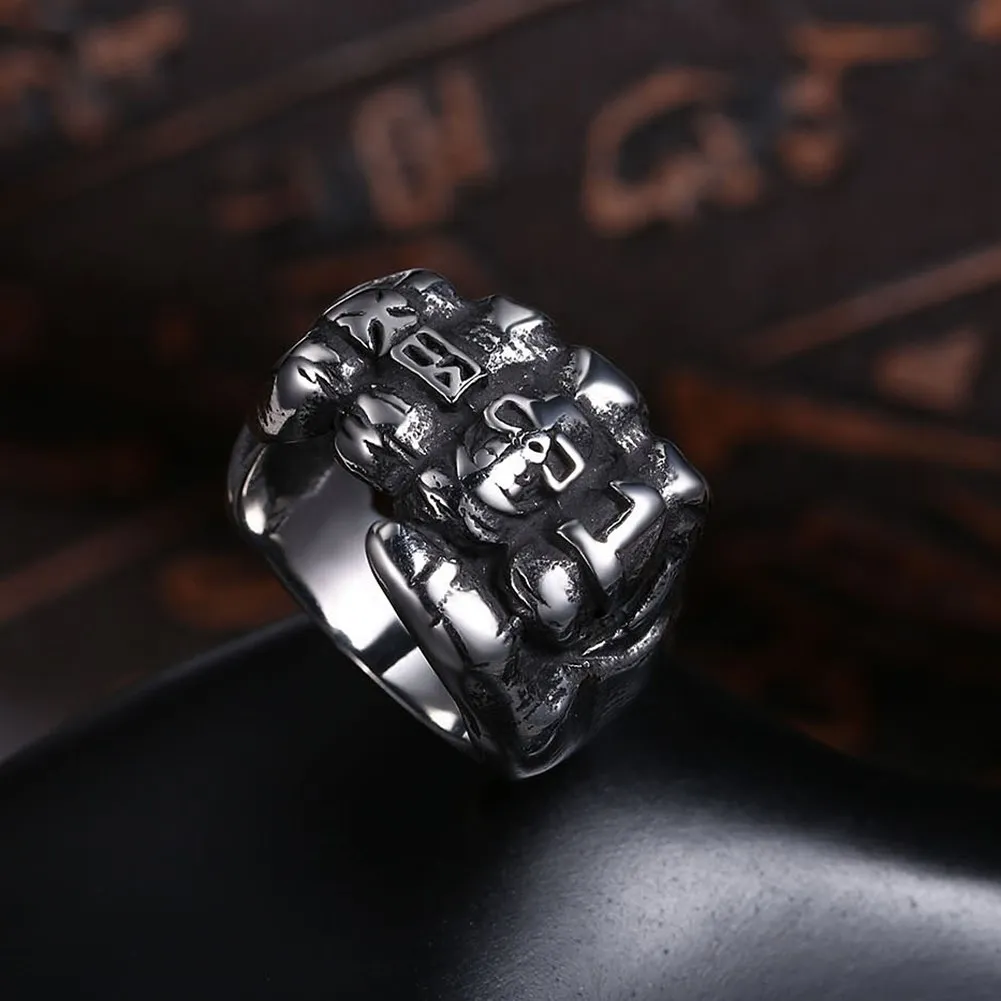 

GOMAYA Stainless Steel Rings For Men Black Fist Shape Unisex Party Retro Ring Fashion Personality Jewelry Best Selling
