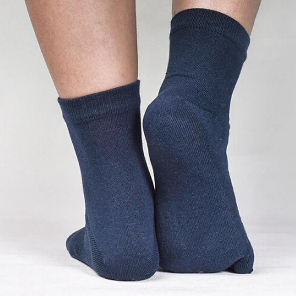 

Hot Selling One Pair Male Mens Socks Five Fingers Socks Separated Toes Cotton Solid Comfortable Soft Casual Ankle