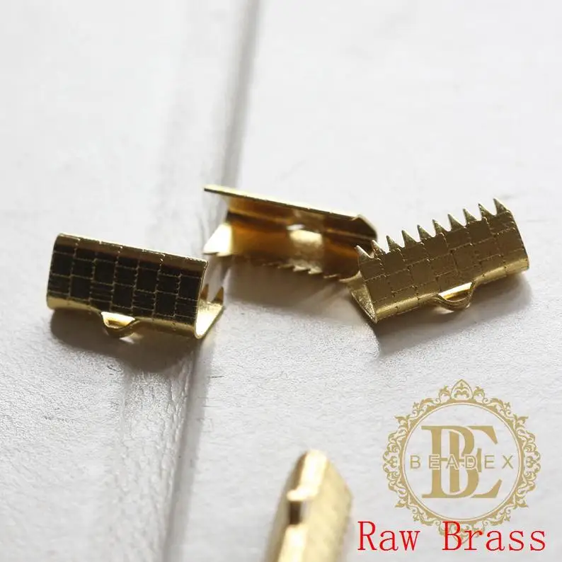 

Solid Brass Clam - Flat Crimp - Cord - Ribbon Ends - Ending 15mm (3760C-V-112)