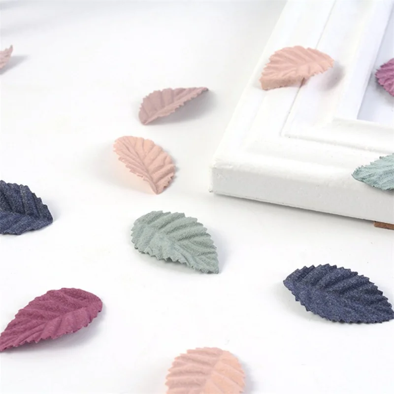 

50Pcs/lot New Autumn Color Leaves Artificial Flower DIY Handmade Wreath Scrapbook Wedding Home Decoration Gift Fake Flower