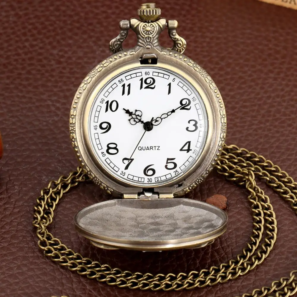 

Vintage Style Bronze Chinese Zodiac 3D Dog Engraved Quartz Pocket Watch Antique Necklace Pendant Vintage Best Gift for Men Women