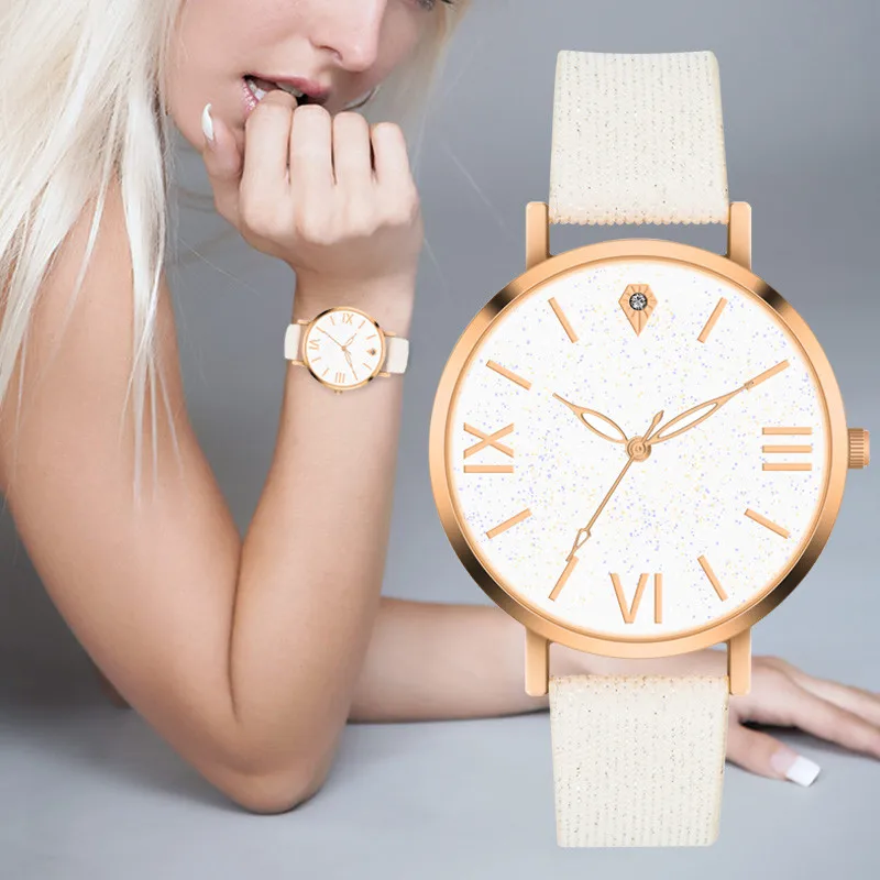 Женские кварцевые часы с кожаным ремешком со стразами | Наручные