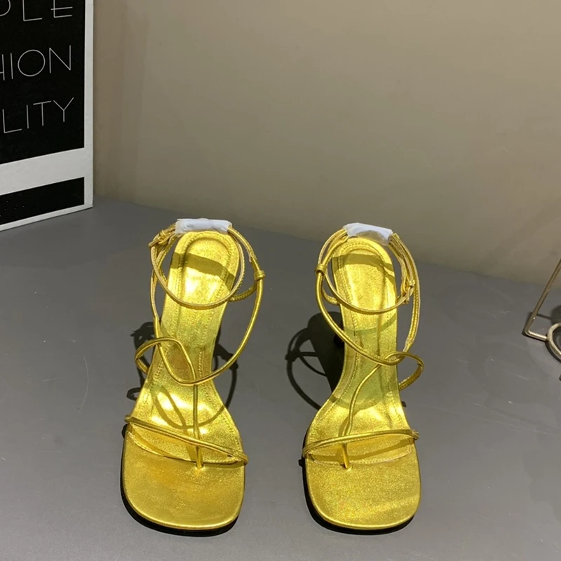 

Women Shoes Summer Female Party Buckle Sandals New Chaussure Round Toe Sandalias Solid High Heels Fashion White Sandales