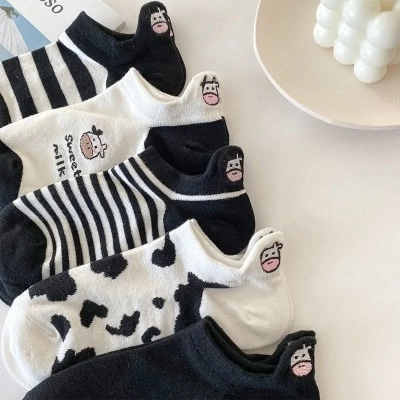 

2021 new Women's socks black and white embroidery cow striped cartoon boat socks cute girl socks student socks couple socks